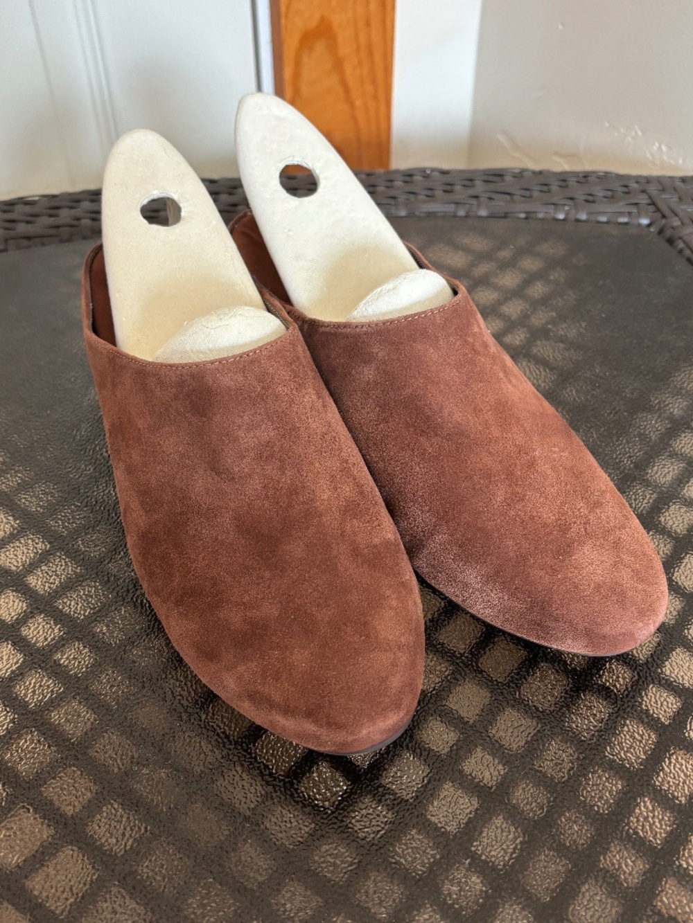 Aerosoles Crash Pad Slip On Suede Mules Size 8.5M